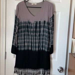 Tie die tunic